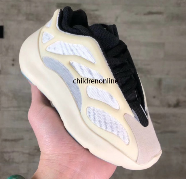 Kids Wave Runner 700 v3 shoes Kanye West Running Shoes Baby Trainer Sneaker 700 Sport Shoe Children Athletic Shoes Grey Black Blue
Kids Wave Runner 700 v3 shoes Kanye West Running Shoes Baby Trainer Sneaker 700 Sport Shoe Children Athletic Shoes Grey Black Blue
