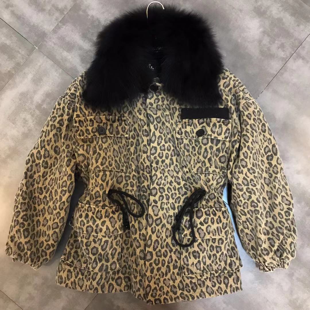 2018 Winter Parka New Fur Collar Pocket Decoration Sexy Leopard Print Vintage Cotton Dress Female Coat, Green
2018 Winter Parka New Fur Collar Pocket Decoration Sexy Leopard Print Vintage Cotton Dress Female Coat, Green