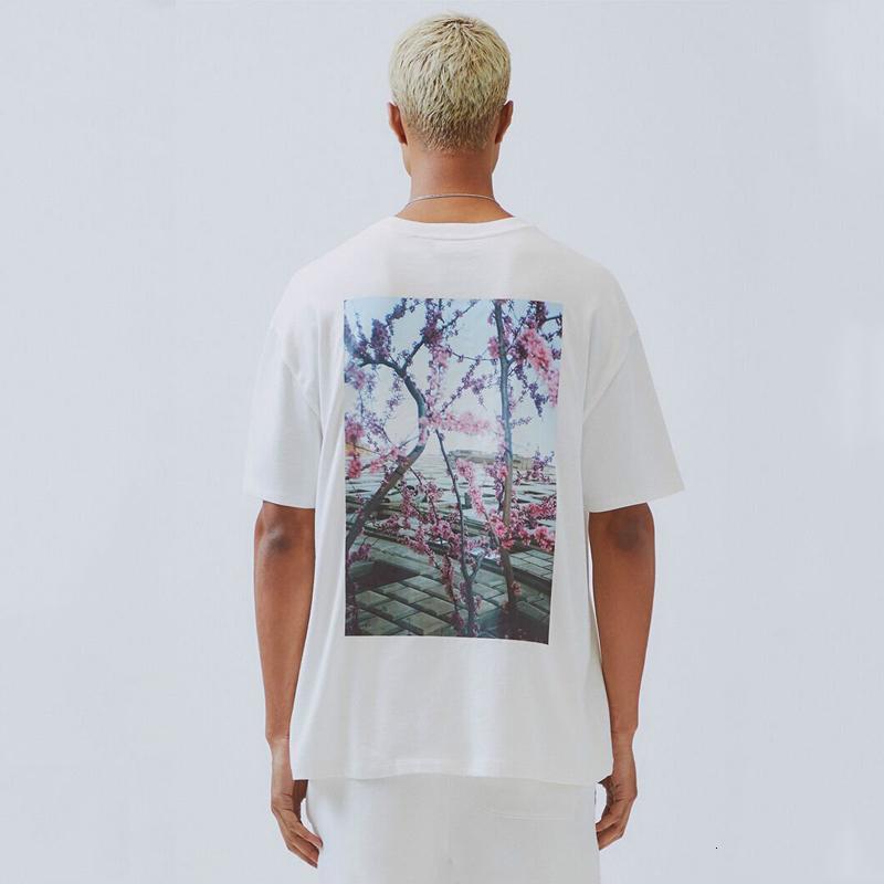 19FW FOG Fear of God ESSENTIALS Floral Photo Printed T-shirt Men Tee Women Fashion Short Sleeves Street Hip Hop Summer Tee HFYMTX603, Black
19FW FOG Fear of God ESSENTIALS Floral Photo Printed T-shirt Men Tee Women Fashion Short Sleeves Street Hip Hop Summer Tee HFYMTX603, Black
