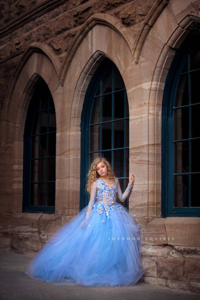 Blue Princess Flowers Girls Dresses For Wedding Long Sleeve Appliques Beads Ball Gown Kids Pageant Gowns First Holy Communion Dress