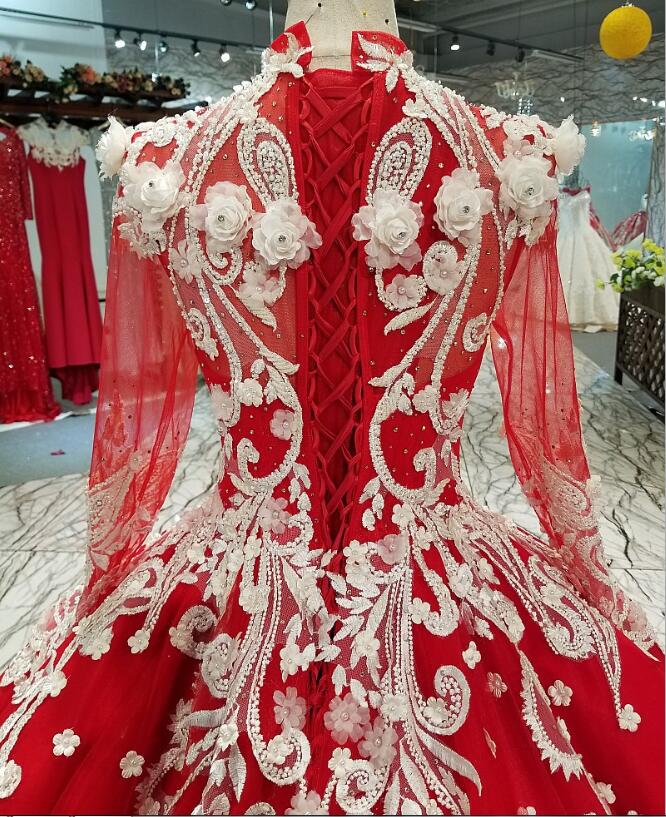 Luxury Red Ball Gown Prom Dresses Muslim High Neck Lace Appliqued Beads Evening Dress Wear Plus Size Abendkleider Formal Party Gowns