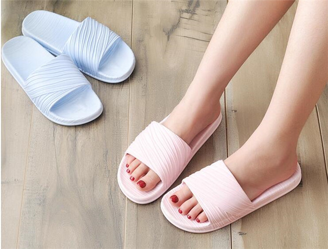 20190001 Designer Sandals Fashion Women Sandals Women WITH BOX Flower Printed Rivets Unisex Beach Flip Flops Slipper Big Size 42, With original box
20190001 Designer Sandals Fashion Women Sandals Women WITH BOX Flower Printed Rivets Unisex Beach Flip Flops Slipper Big Size 42, With original box