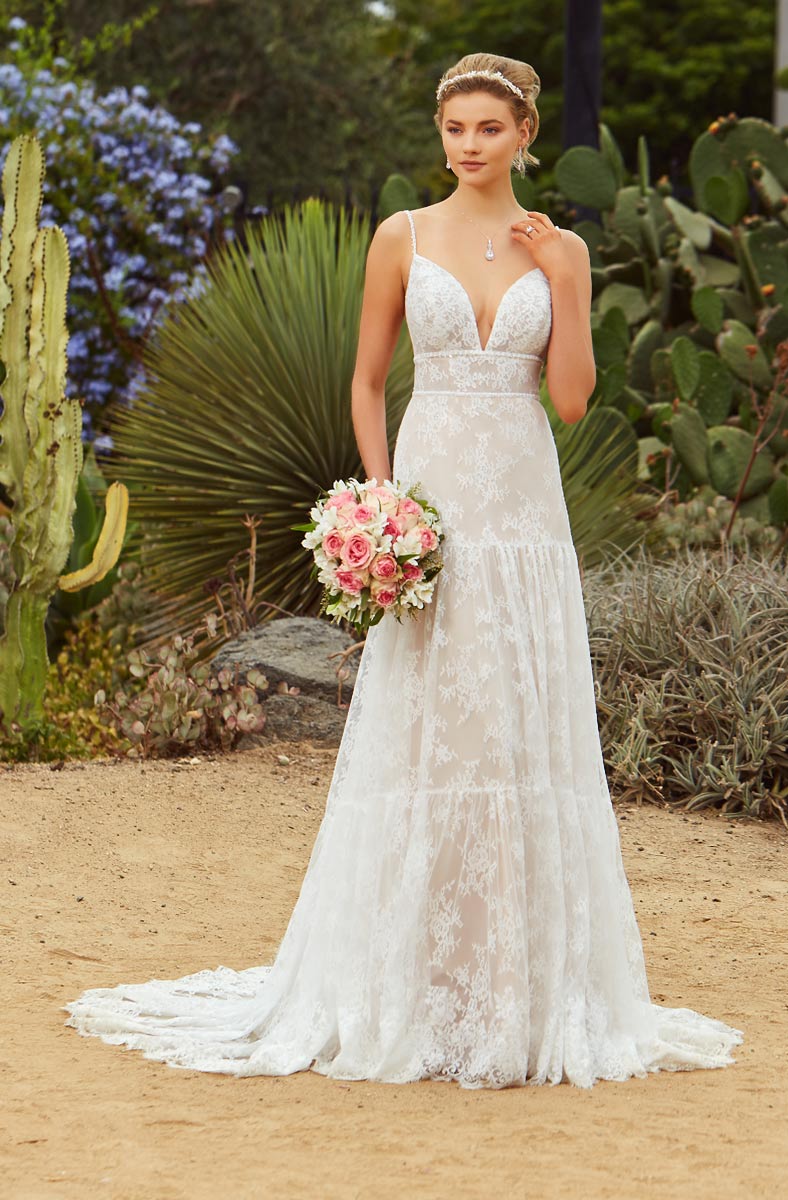 Line Charming A Lace Backless Beach Wedding Dresses Spaghetti Straps Beaded Bohemian Bridal Gowns Sweep Train Robe De Marie