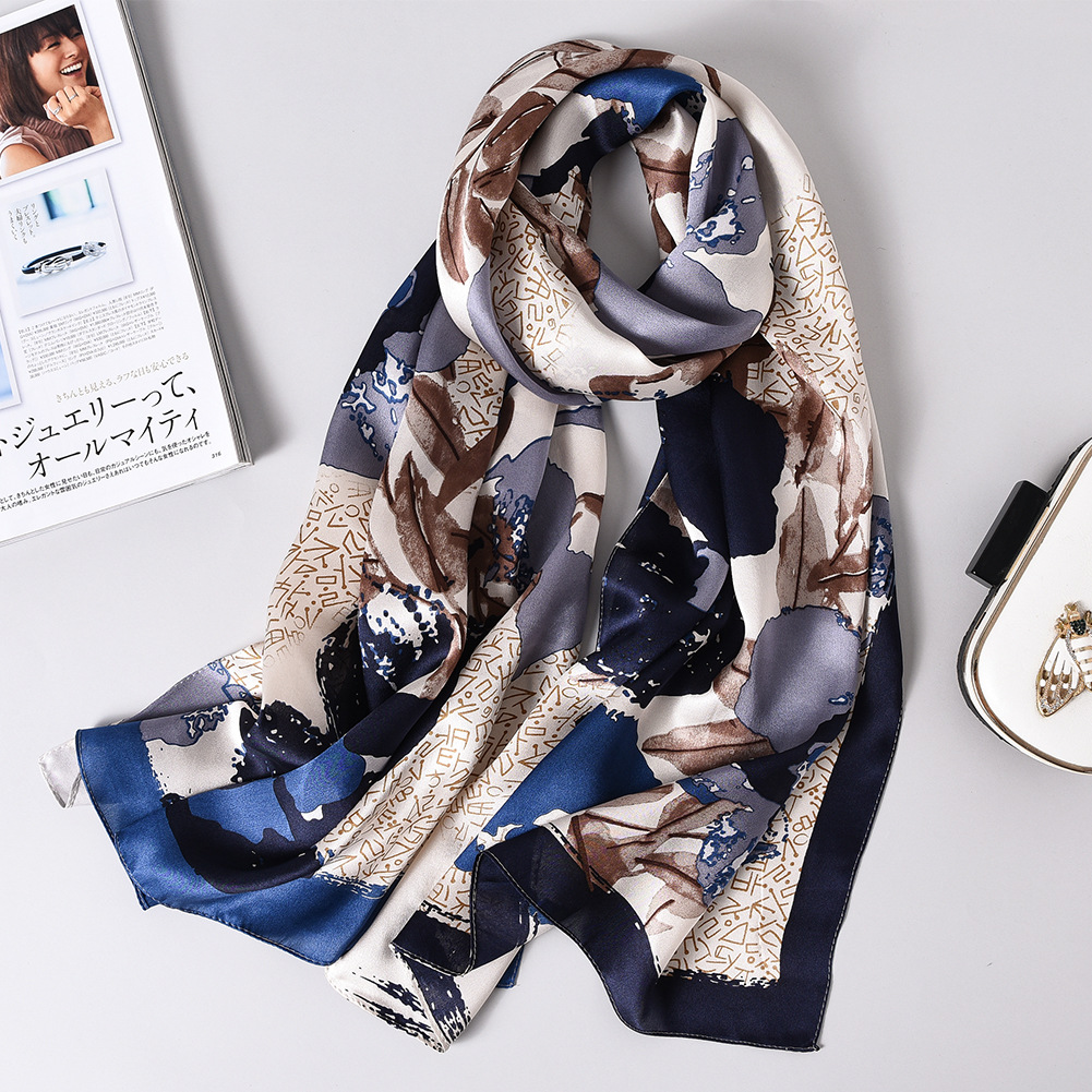 Wholesale- and Winter New Ladies Premium Silk Scarves Printed Mulberry Silk Sunscreen Scarf Fashion Shawl
Wholesale- and Winter New Ladies Premium Silk Scarves Printed Mulberry Silk Sunscreen Scarf Fashion Shawl