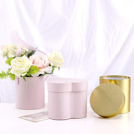 4pcs Flower holding bucket European packaging box heart flower box rose gift florist free shipping
4pcs Flower holding bucket European packaging box heart flower box rose gift florist free shipping