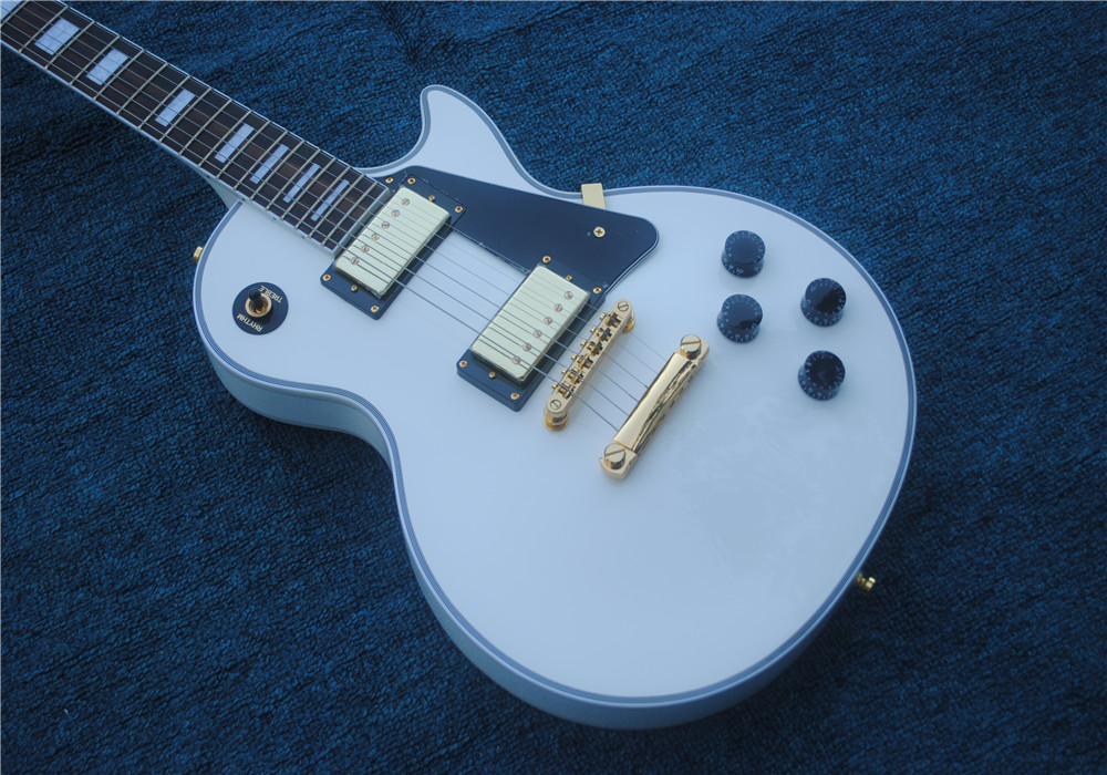 Free delivery of 6-string electric guitar made in China. Customized white electric guitar
Free delivery of 6-string electric guitar made in China. Customized white electric guitar