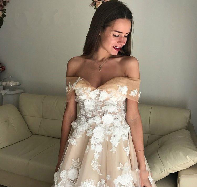 Cheap Lace Up Back Wedding Dress High Quality A Line Appliques Country Garden Church Formal Bridal Gown Custom Made Plus Size