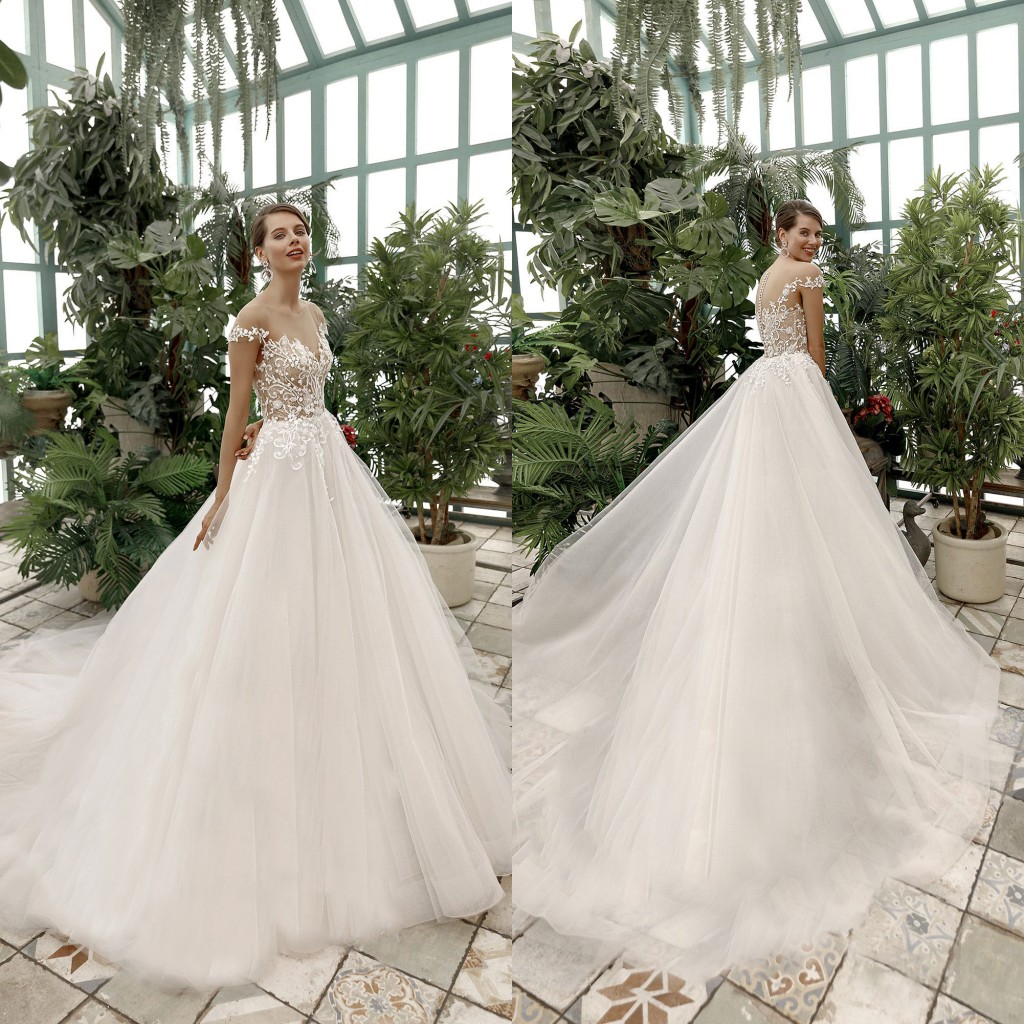 2020 Lace Wedding Dresses Jewel Short Sleeves Appliques Beach Bridal Gowns Button Back Sweep Train A Line Wedding Dress Robe De Mariee, Gold
2020 Lace Wedding Dresses Jewel Short Sleeves Appliques Beach Bridal Gowns Button Back Sweep Train A Line Wedding Dress Robe De Mariee, Gold