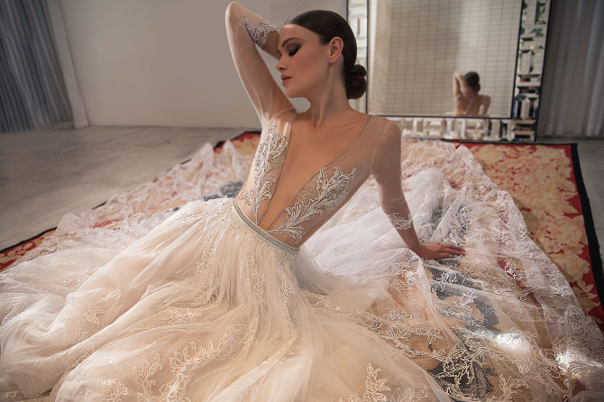2019 Lior Charchy Boho Wedding Dresses Deep V Neck A Line Lace Appliqued Sweep Train Bohemian Wedding Dress Custom Made Vestidos De Novia