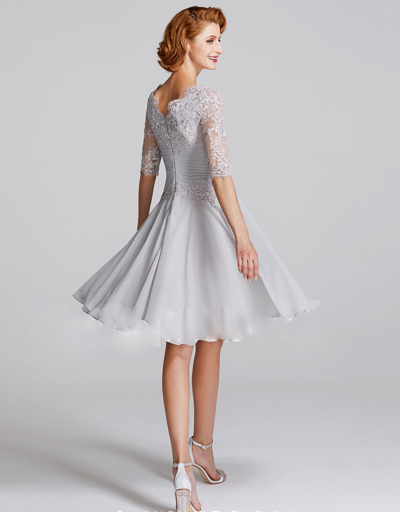 2019 Newest Short Mother of the Bride Dresses Lace Appliqued Chiffon Knee Length 3/4 Long Sleeve Mothers Dresses Cheap Wedding Guest Dress