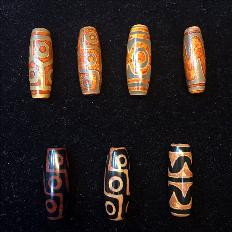 2020 Selling 15*40 Tibetan 2 Eyes,9 Eyes Dzi natural agate Stones beaded antique old loose beads for DIY Necklace Pendants, Black
2020 Selling 15*40 Tibetan 2 Eyes,9 Eyes Dzi natural agate Stones beaded antique old loose beads for DIY Necklace Pendants, Black