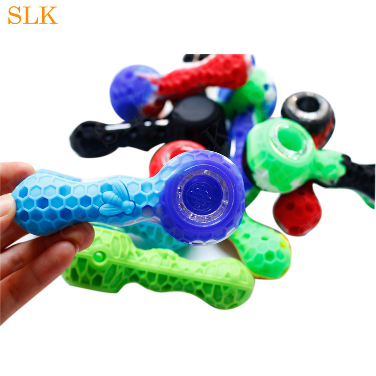 Honeybee Portable Silicone bong tobacco pipe with smoking spoon glass oil burner pipe hand pipes with glass bowl smoking accessories 420
Honeybee Portable Silicone bong tobacco pipe with smoking spoon glass oil burner pipe hand pipes with glass bowl smoking accessories 420