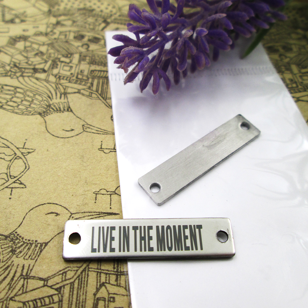 40pcs--"Live in the Moment Connector"stainless steel charms more style for choosing DIY Charms pendants for necklace
40pcs--"Live in the Moment Connector"stainless steel charms more style for choosing DIY Charms pendants for necklace