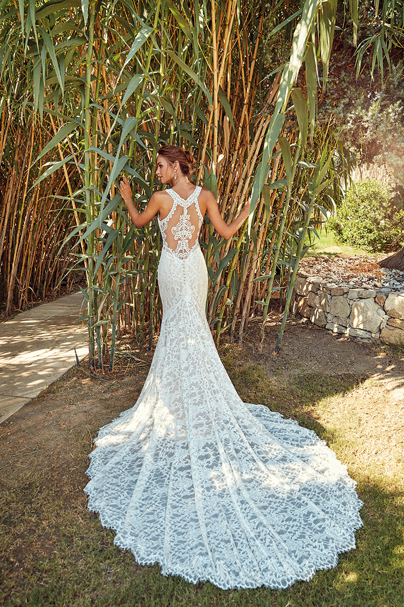 Eddy K Mermaid Wedding Dresses Lace Jewel Neck Sweep Train Sleeveless Beach Wedding Dress Button Back Plus Size Country Bridal Gowns