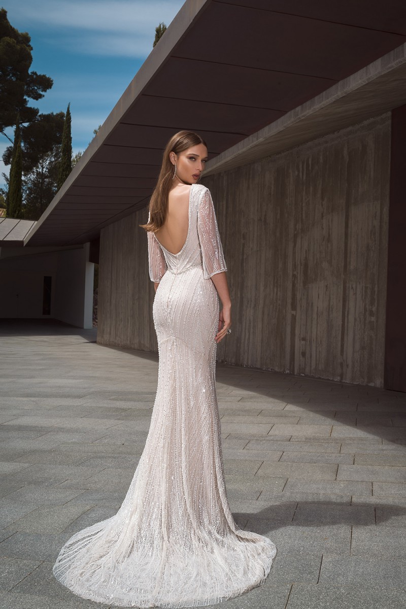 crystal design luxury beading wedding dresses illusion long sleeve appliqued sexy v neck bridal gowns wedding dress robe de mariage