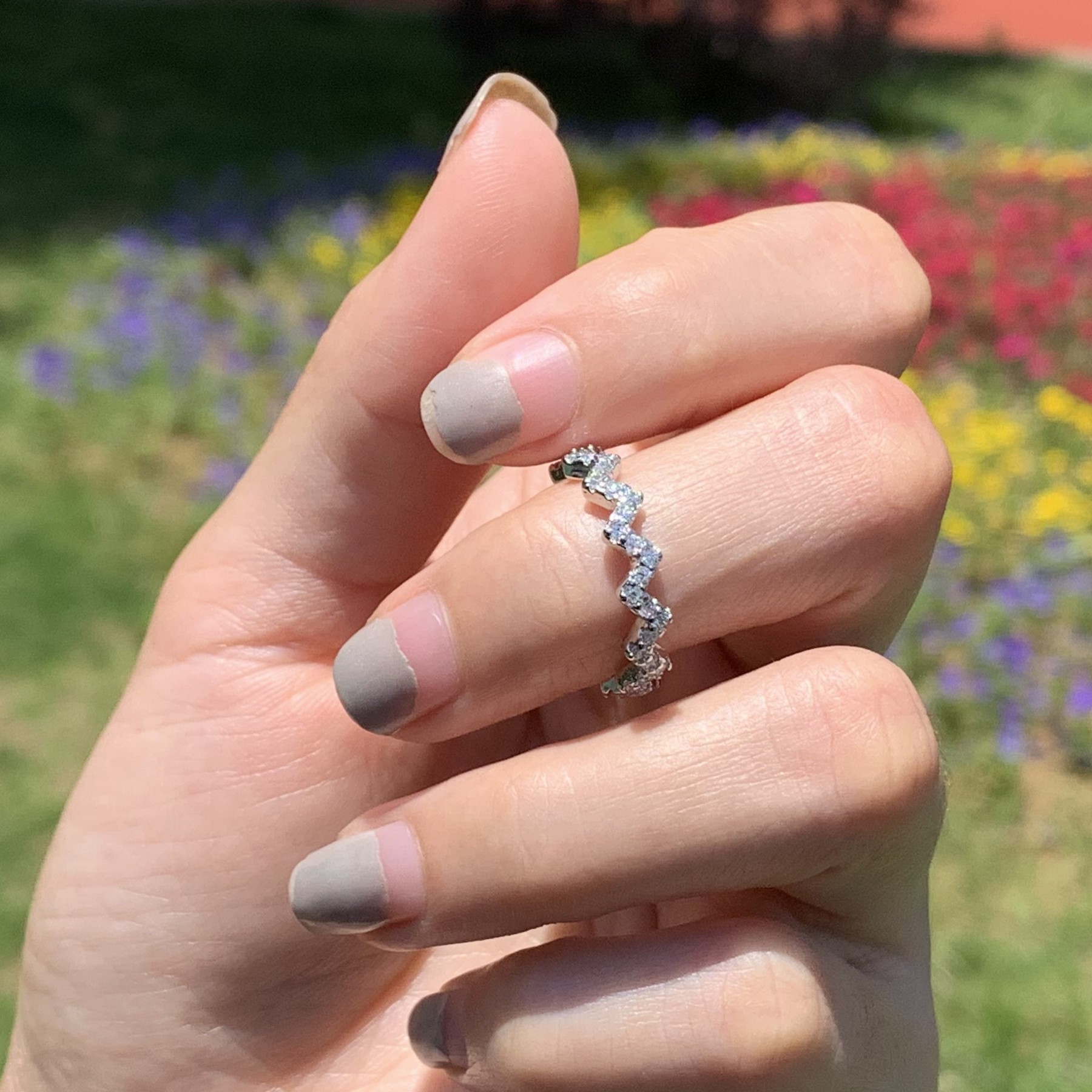 Choucong Cute Unique Fashion Jewelry Hot Sale Girl's Ring 925 Sterling Silver&Black Gold Fill Pave White Sapphire CZ Diamond Wave Band Ring
