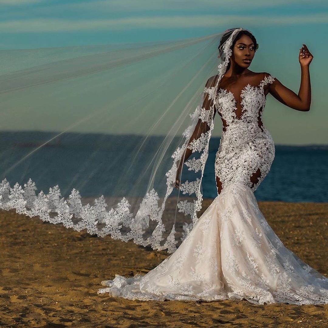 Mermaid Beaded Stunning Lace Wedding Dresses Sheer Bateau Neck Plus Size Sequined Bridal Gowns Sweep Train Trumpet Robe De Marie