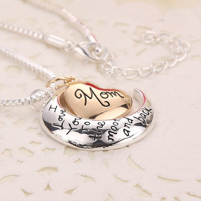 High Quality Heart Jewelry I Love You To The Moon And Back Mom Pendant Necklace Mother Day Gift Wholesale Fashion Jewelry GD463