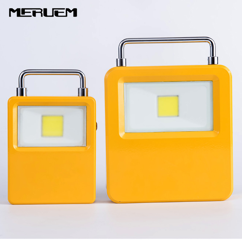 LED Solar Floodlight Spotlight 3 Modes Micro USB Rechargeable COB Working Handheld Lamp Outdoor Camping Emergency has Power Bank
LED Solar Floodlight Spotlight 3 Modes Micro USB Rechargeable COB Working Handheld Lamp Outdoor Camping Emergency has Power Bank