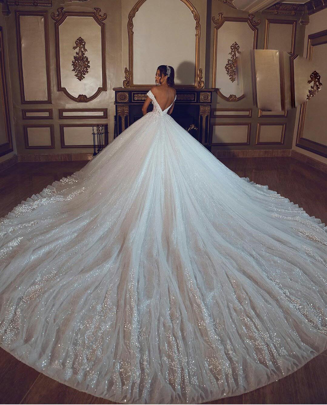 Dresses for Girls Men Women Bridal Ball Sleeveless Princess Lace Appliques Beading Bead Wedding Gowns Petites Plus Size