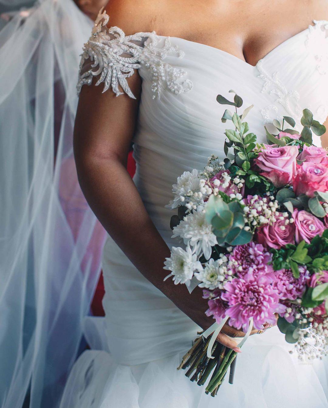 Arabic Aso Ebi Wedding Dresses Plus Size Off Shoulder Lace Applique Bridal Gowns Ruffles Elegant Tulle robes de mariée