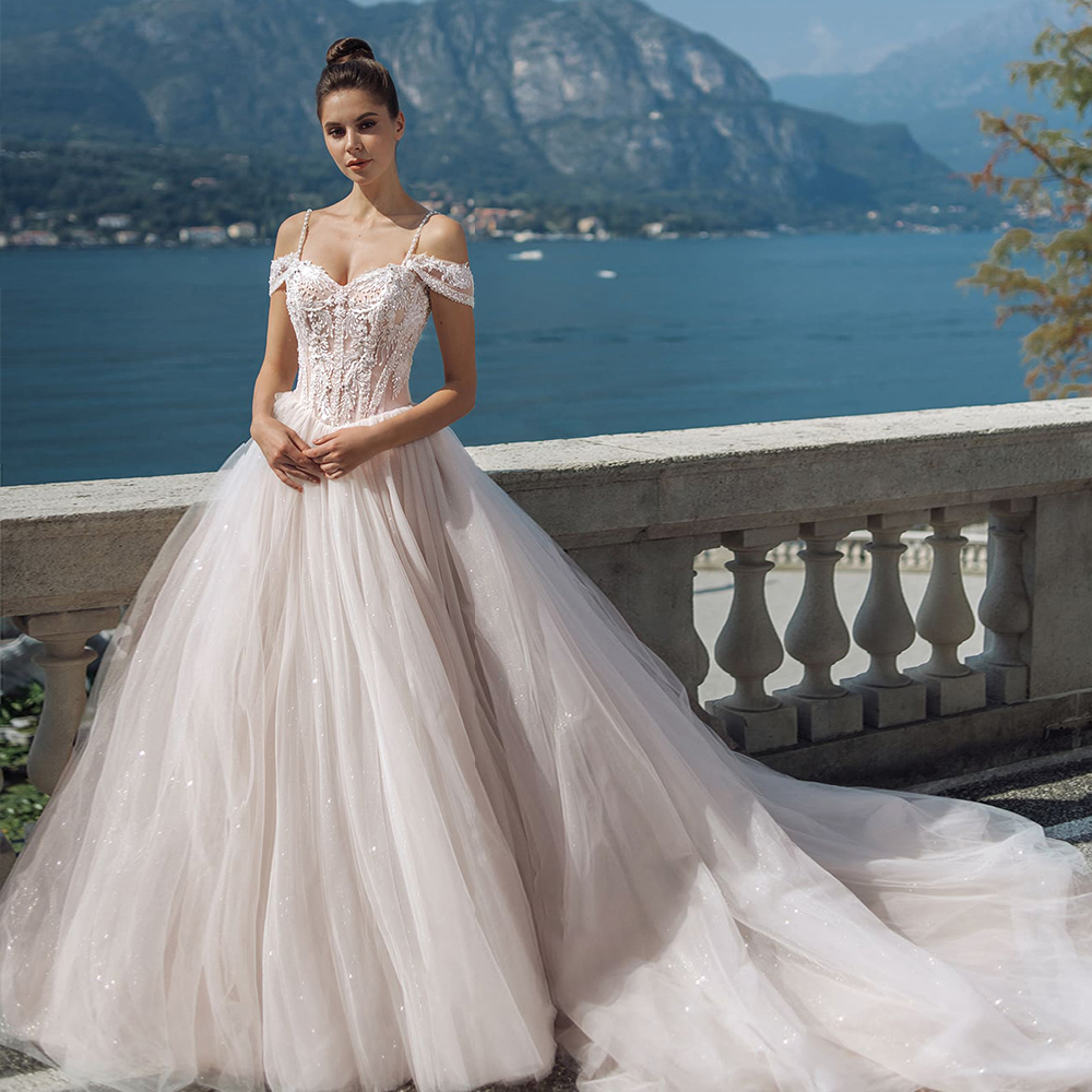 Beaded A Charming Line Wedding Dresses Sequined Spaghetti Straps Neck Appliqued Bridal Gowns Sweep Train Tulle Robe De Marie ppliqued