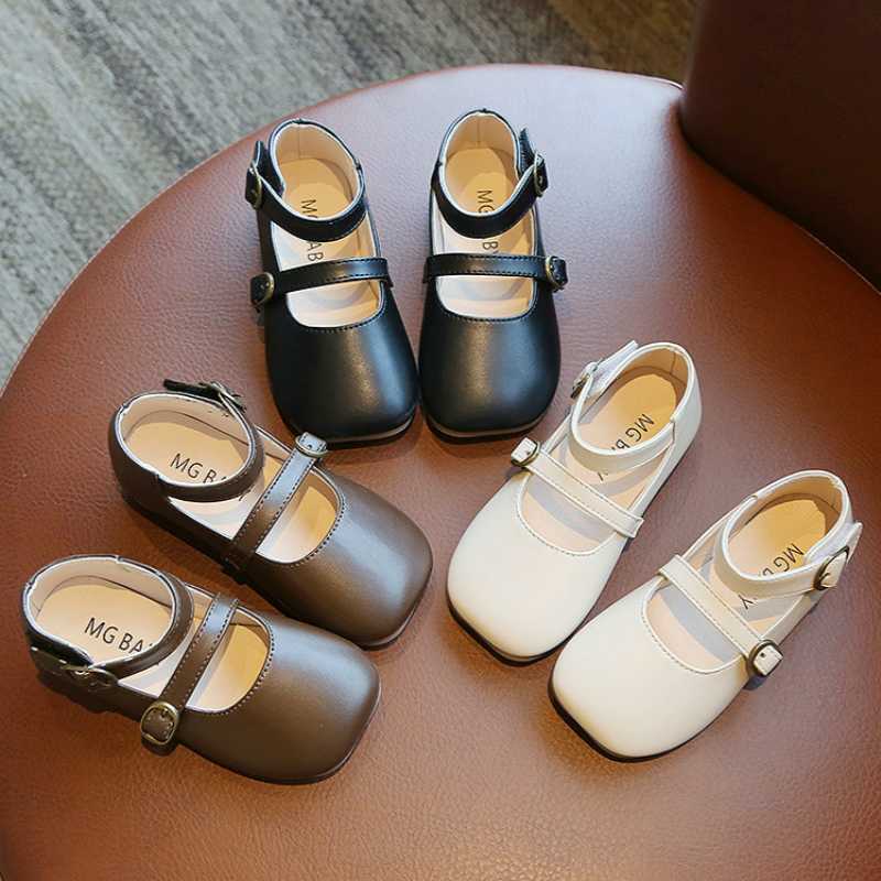 Kids Shoes for Baby Girls Prewalker Shoes Black White Leather Princess Anti-Slip Sole for Children Soft 2~10 Ages
Kids Shoes for Baby Girls Prewalker Shoes Black White Leather Princess Anti-Slip Sole for Children Soft 2~10 Ages
