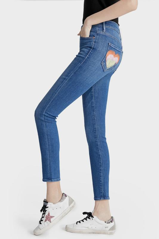 2020 Classic Trendy Design Autumn Fashion Girl Sweet Blue Black High Waist Perforated Tassel Love Tight Little Leg Jeans Woman
2020 Classic Trendy Design Autumn Fashion Girl Sweet Blue Black High Waist Perforated Tassel Love Tight Little Leg Jeans Woman