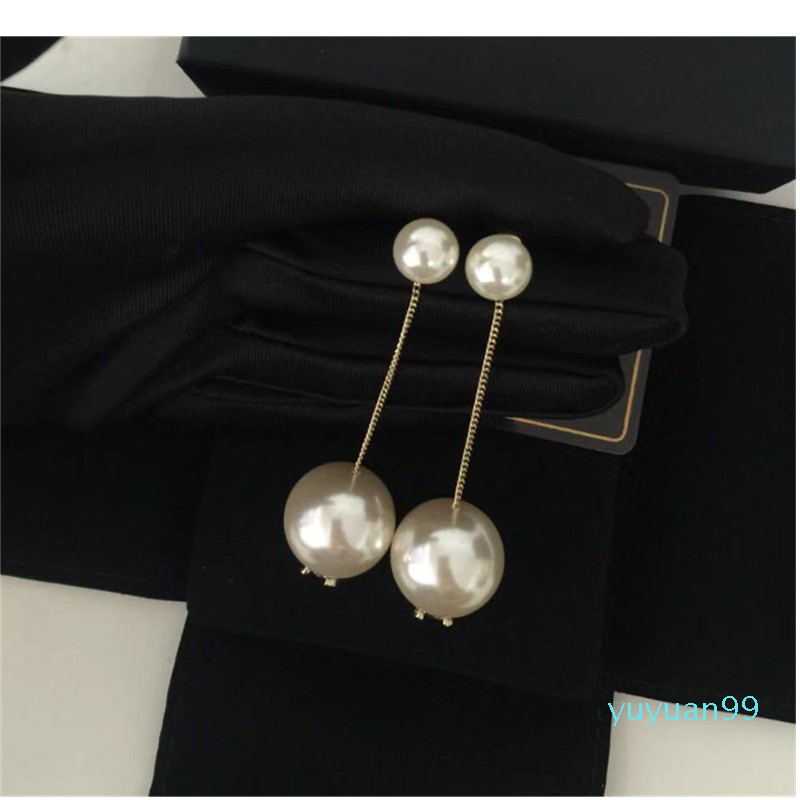 luxury- Camellia Vintage Newest Classic women cc drop earrings Pearl for women girl earrings, White
luxury- Camellia Vintage Newest Classic women cc drop earrings Pearl for women girl earrings, White