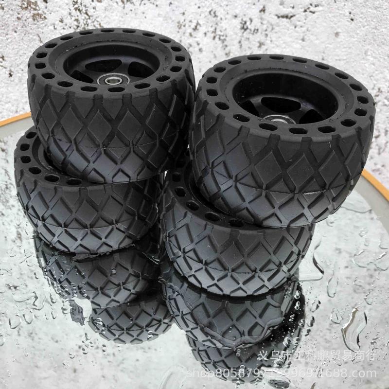 Electric skateboard PU wheel high resilience high quality slide plate electric assembly wheel 110mm large size slide, Black
Electric skateboard PU wheel high resilience high quality slide plate electric assembly wheel 110mm large size slide, Black