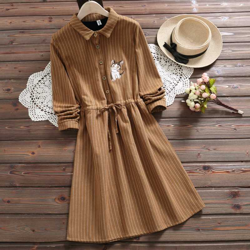 Winter embroidered cute cat dress 2020 new fashion long sleeve velvet thick striped kawaii dress mori girl vestidos, Coffee
Winter embroidered cute cat dress 2020 new fashion long sleeve velvet thick striped kawaii dress mori girl vestidos, Coffee