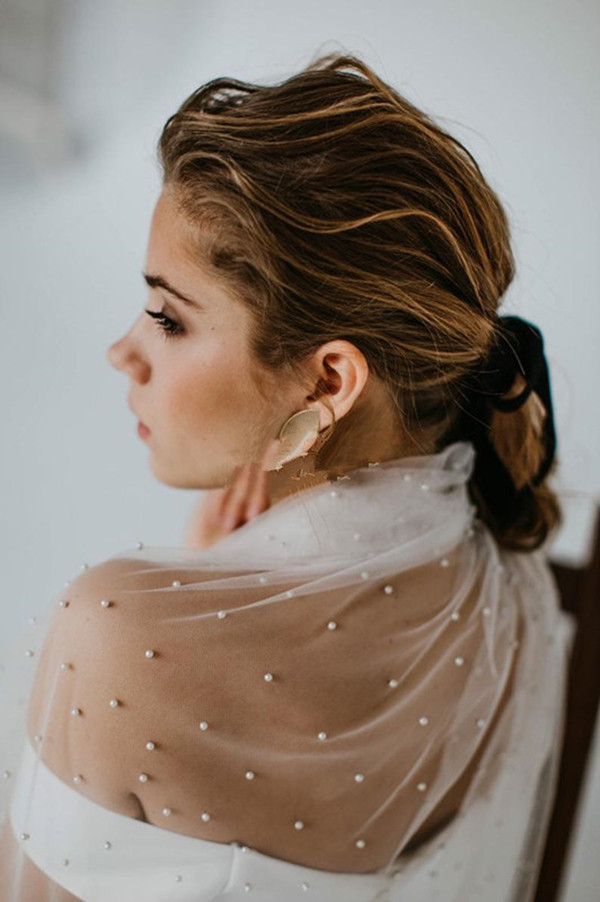 One Layer Pearls Wedding Veils With Comb Soft Tulle Long Wholesale Price Bridal Veils Cheap Wedding Accessories For Bride Bridal Accessories