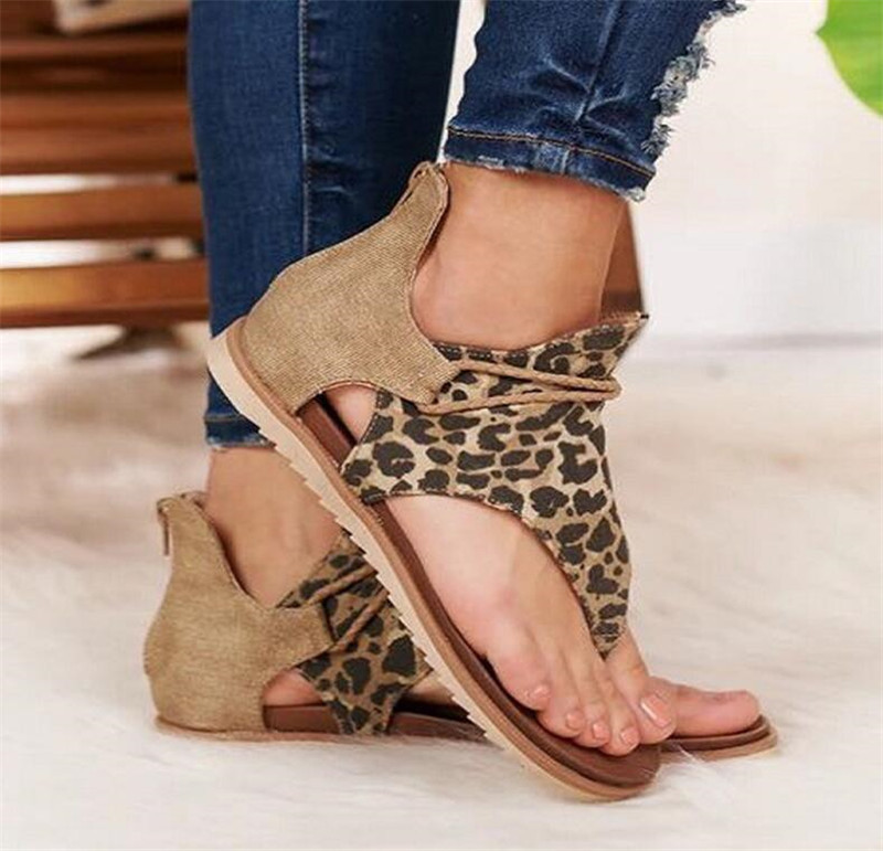 Sandals Women Summer Clip Toe shoes Vintage rome ladies Flat casual Comfort Beach sandlas Zipper female plus size 35-43 Y200620