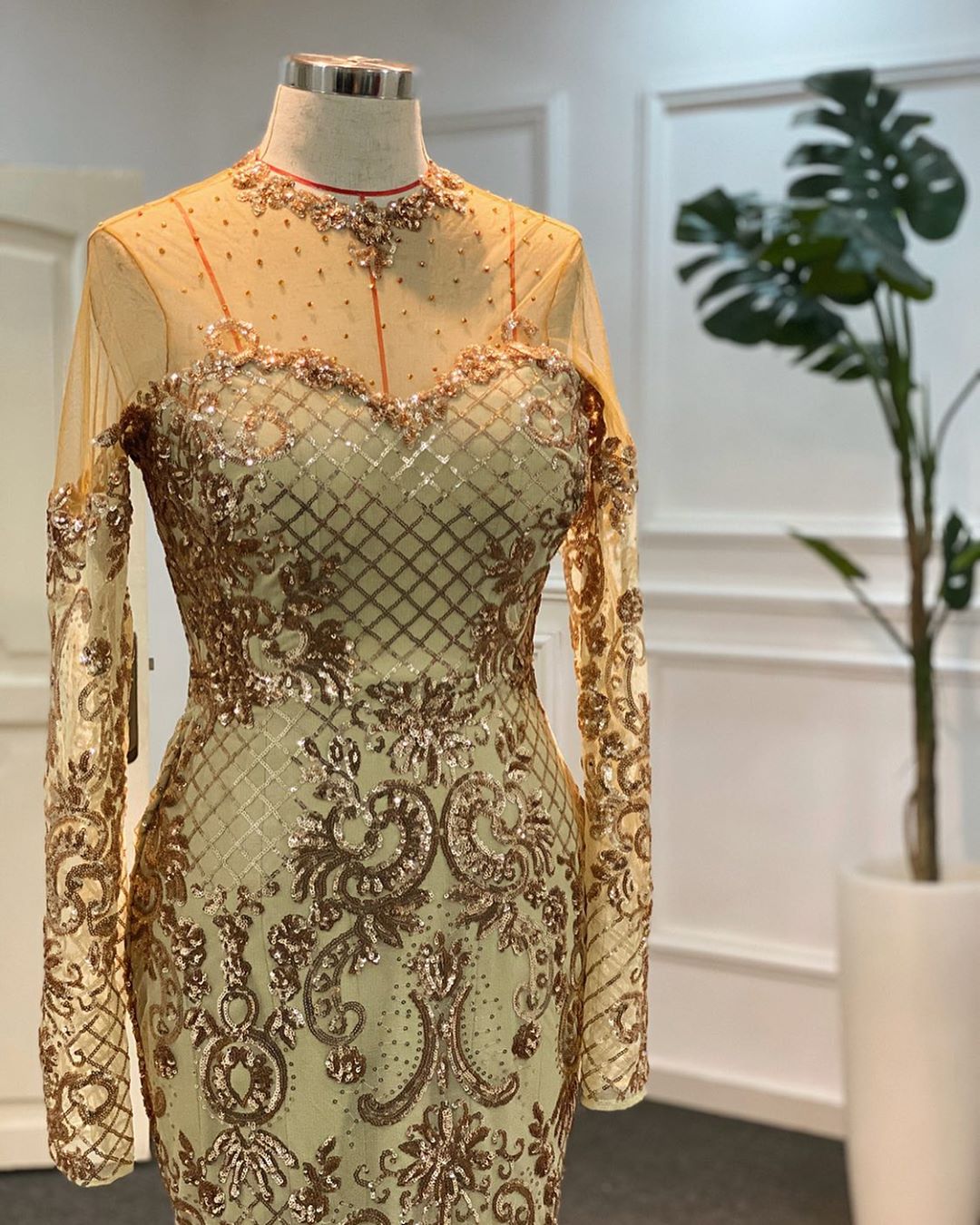 2020 Arabic Aso Ebi Gold Mermaid Sexy Evening Dresses Sheer Neck Prom Dresses Long Sleeves Formal Party Seccond Reception Gowns ZJ054