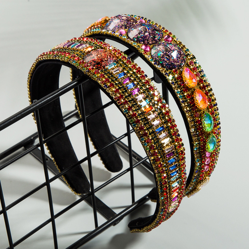 Fashion rhinestone headband women's fabric Super Flash flower all-match Baroque wide edge hair band ins hair accessories
Fashion rhinestone headband women's fabric Super Flash flower all-match Baroque wide edge hair band ins hair accessories