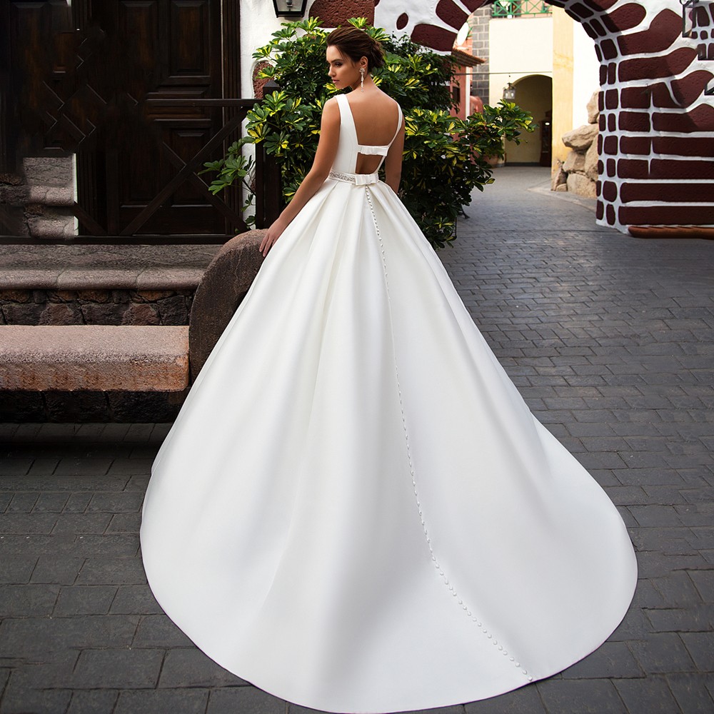 Hot Sale Elegant Bow Satin Wedding Dress Chic Crystal Belt Pocket A-Line Court Train Princess Bridal Gown Vestido De Noiva