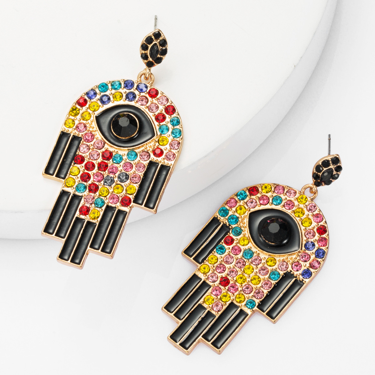 Fashion personalized creative eye-studded dripping earrings female temperament earring Net red style
Fashion personalized creative eye-studded dripping earrings female temperament earring Net red style