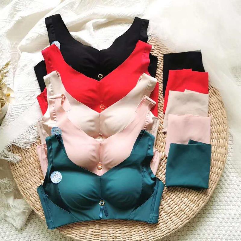 underwear set push up bra set plus size women Seamless One-Piece Push Up Adjusted-straps Wire Free Back Closure bra, Red
underwear set push up bra set plus size women Seamless One-Piece Push Up Adjusted-straps Wire Free Back Closure bra, Red