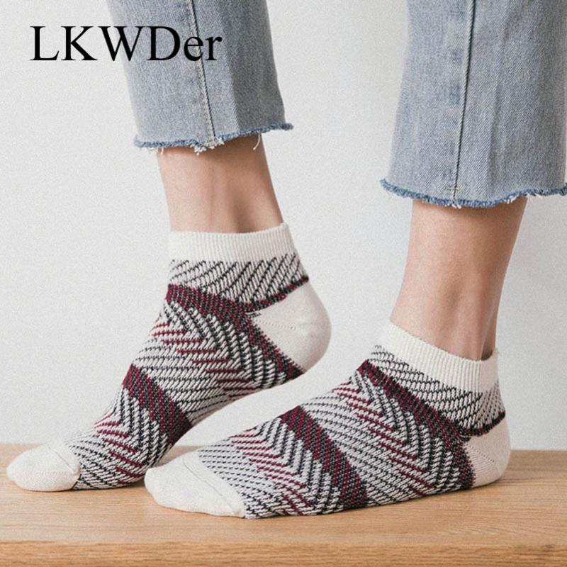 LKWDer 5 Pairs New Men's Ankle Socks Double Needle Retro Casual Business Boat Socks British Style Twill Mens Sock Fashion Meias
LKWDer 5 Pairs New Men's Ankle Socks Double Needle Retro Casual Business Boat Socks British Style Twill Mens Sock Fashion Meias