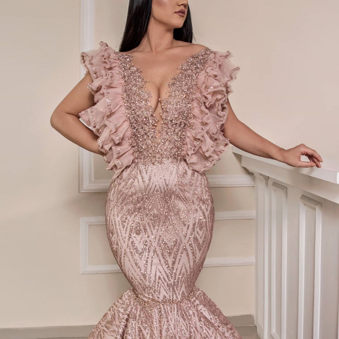 2020 Arabic Aso Ebi Gold Sparkly Mermaid Evening Dresses Sheer Neck Beaded Prom Dresses Sequined Formal Party Second Reception Gowns ZJ043