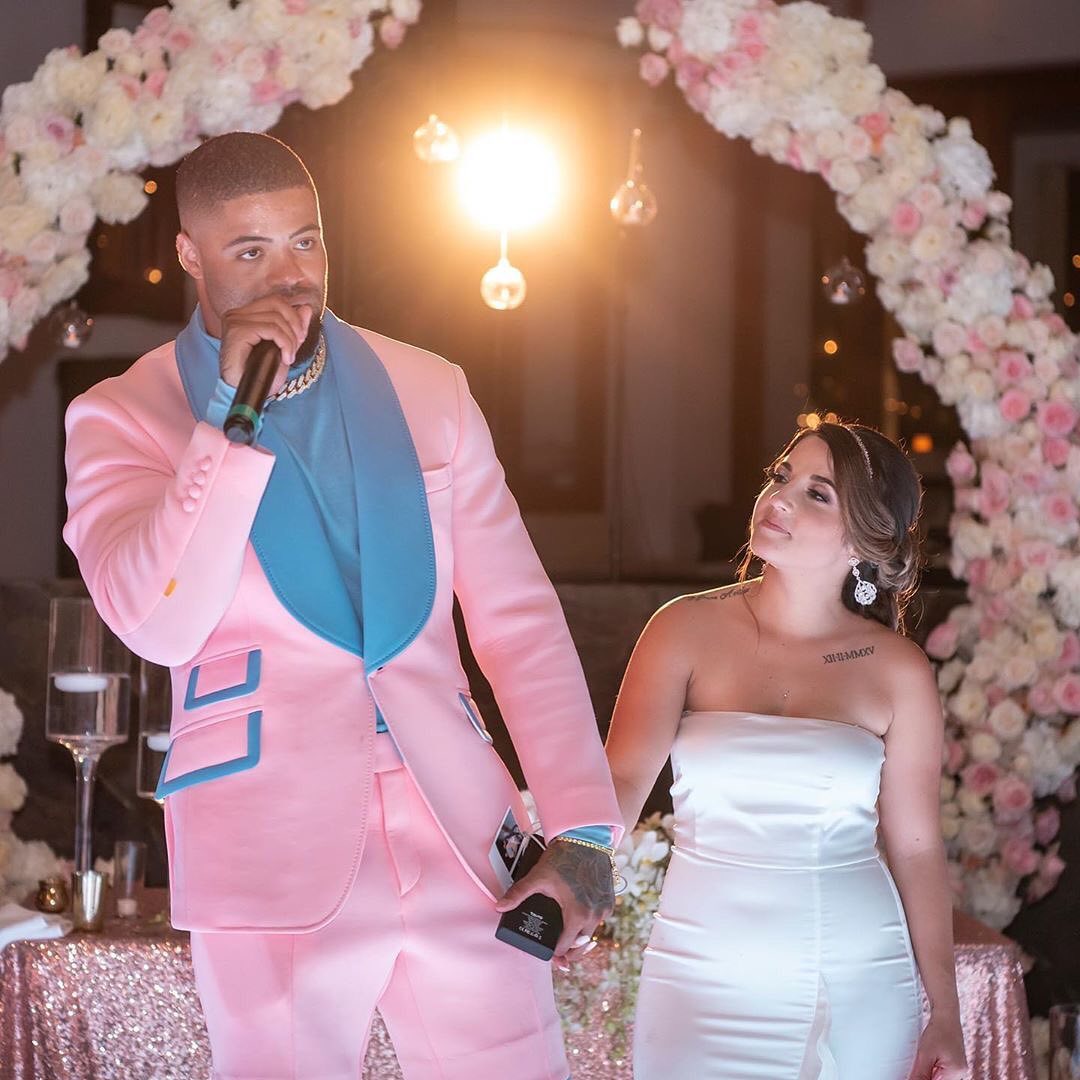 Pink Slim Fit Mens Suits Wedding Grooms Tuxedos Shawl Lapel Formal Blazer One Button Prom Suit Jacket Short Pants And Vest