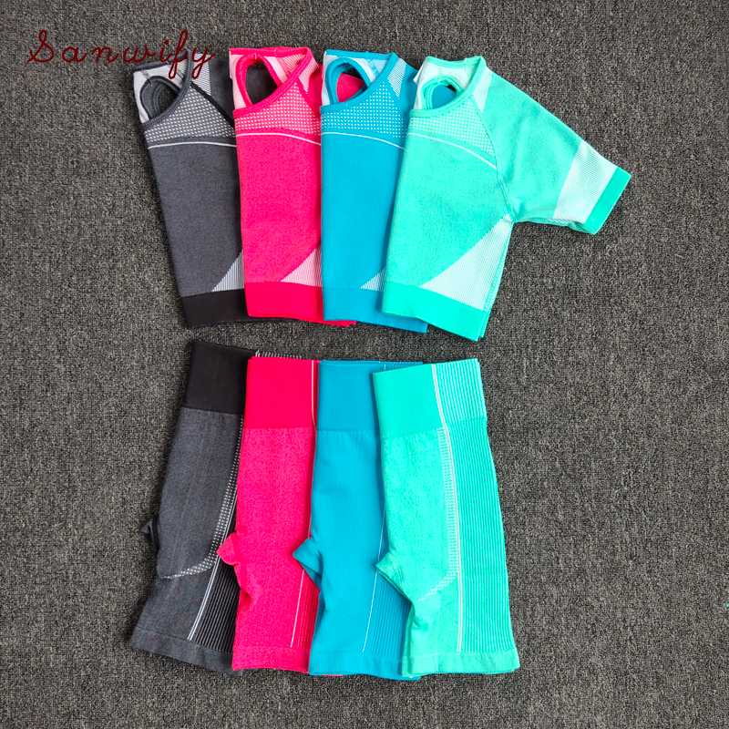 2 Piece High Waist Gym Shorts Seamless Yoga Set Sports Suit Workout Clothes Medium Support Sports Shirts Women Sportwear, Black
2 Piece High Waist Gym Shorts Seamless Yoga Set Sports Suit Workout Clothes Medium Support Sports Shirts Women Sportwear, Black