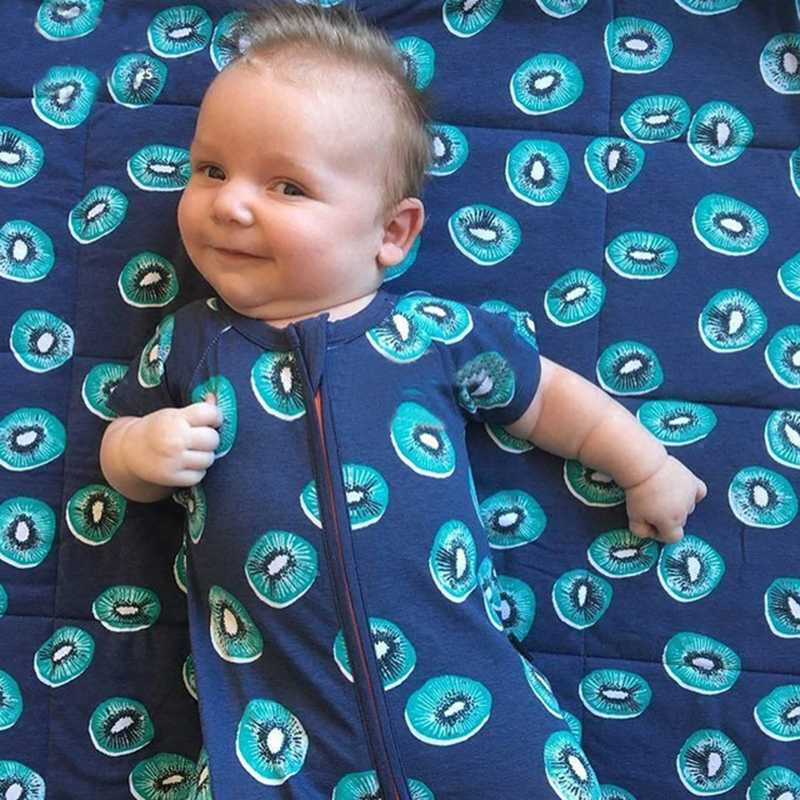 Hot Sale Baby Boy Girl Clothes Fashion Plaid Print Short Sleeve Baby Boy Jumpsuits Summer Boys Rompers DBR182, As photos
Hot Sale Baby Boy Girl Clothes Fashion Plaid Print Short Sleeve Baby Boy Jumpsuits Summer Boys Rompers DBR182, As photos