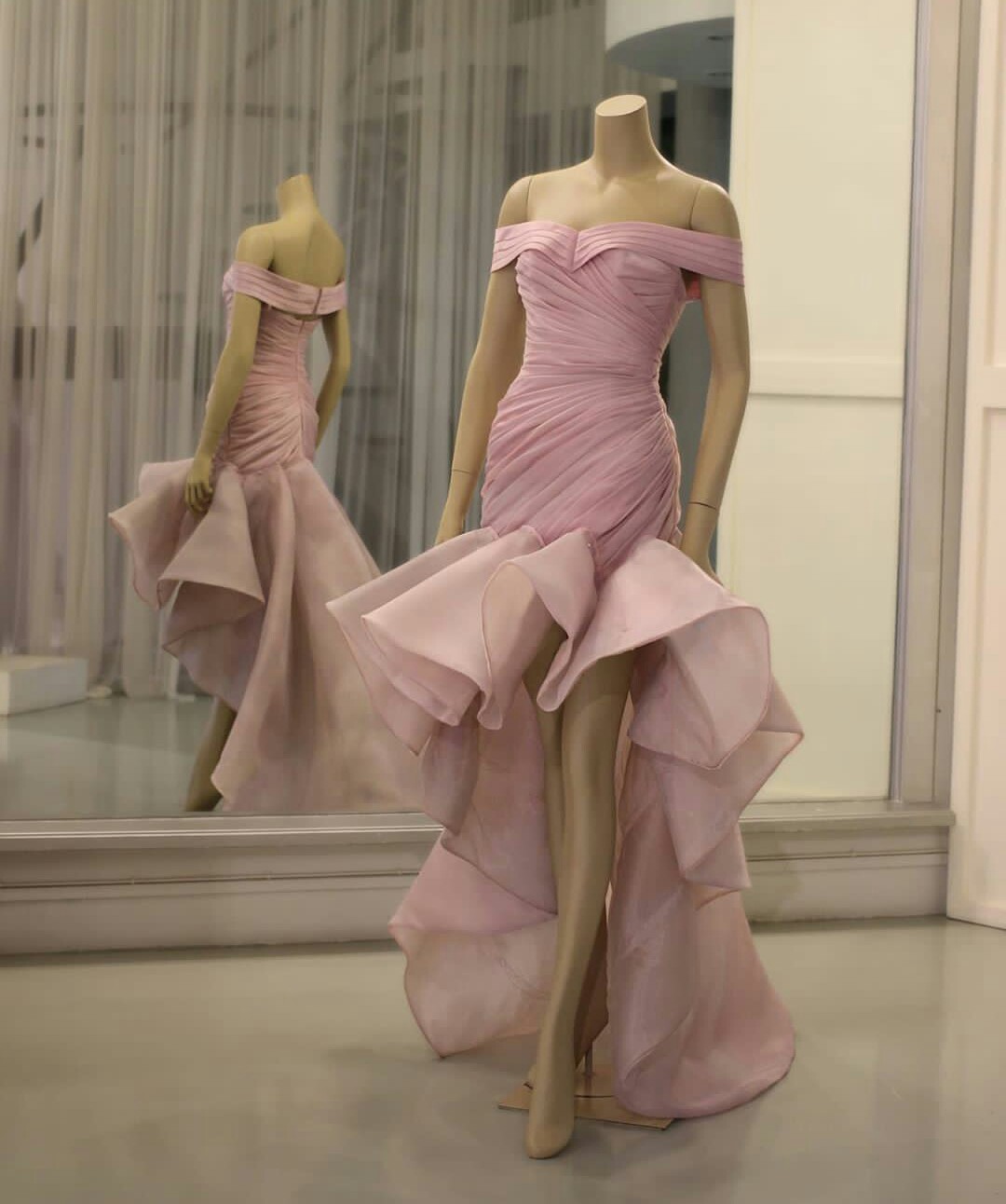Elegant Pink Evening Dresses Sheath Hi-Lo Ruffles Party Gown Satin Cheap SweepTrain Formal Prom Dress Custom Made Bridesmaid Dress
