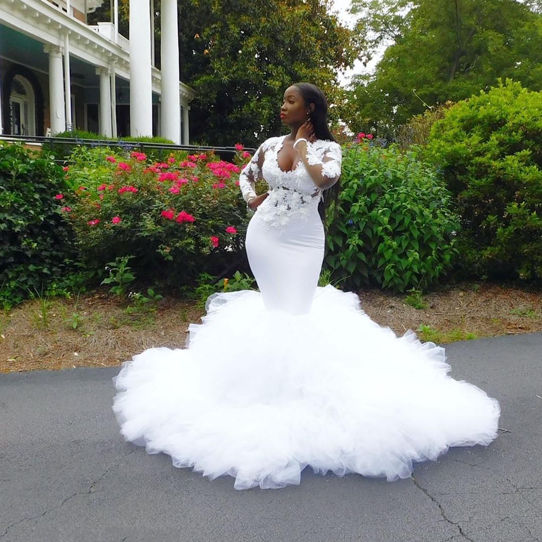 White Mermaid 2020 Evening Dresses V Neck Long Sleeve Lace Appliqued Tiered Skirts Gorgeous Prom Dress Black Girls Pageant Gowns