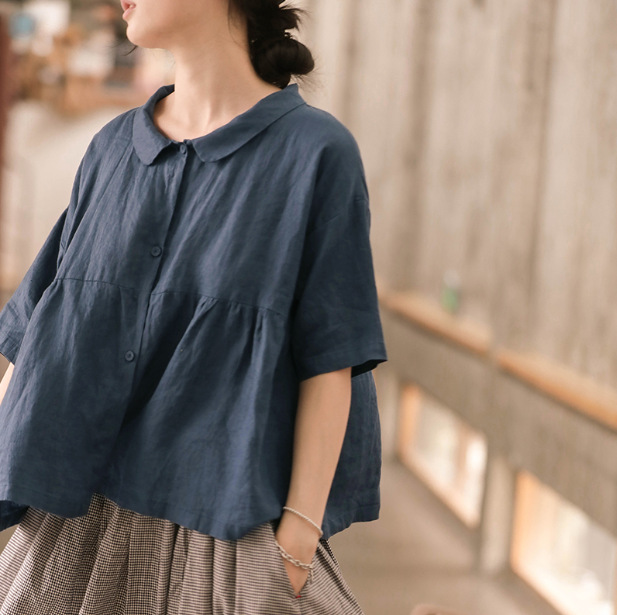 Summer T-shirt Women Retro Loose Pullovers 2020 Ladies New Tops Turn-down Collar Short Sleeve Button Casual T-shirt, Red
Summer T-shirt Women Retro Loose Pullovers 2020 Ladies New Tops Turn-down Collar Short Sleeve Button Casual T-shirt, Red