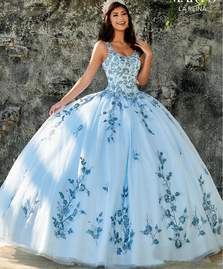 2023 Sky Blue Quinceanera Dresses Appliques Beads Scoop Neck Princess Ball Gown Sweet 16 Tulle Princess Prom Dress Party Gowns