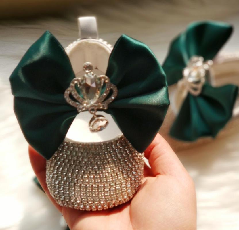Dollbling Emerald Crown Baby Cirb Shoes Green Bow Headband Set Bling Name Ballet 100 Day Ballerina Princess Girl First Wa, A9
Dollbling Emerald Crown Baby Cirb Shoes Green Bow Headband Set Bling Name Ballet 100 Day Ballerina Princess Girl First Wa, A9