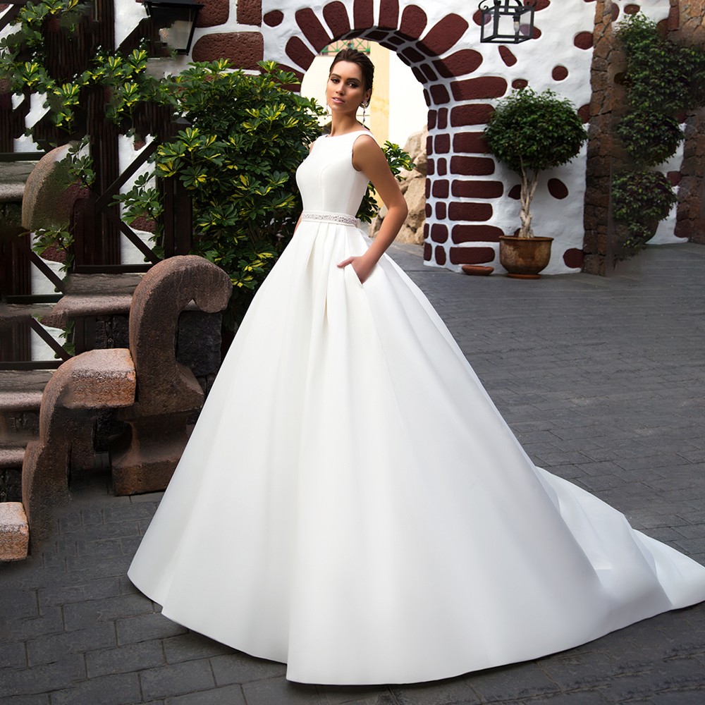 Hot Sale Elegant Bow Satin Wedding Dress Chic Crystal Belt Pocket A-Line Court Train Princess Bridal Gown Vestido De Noiva