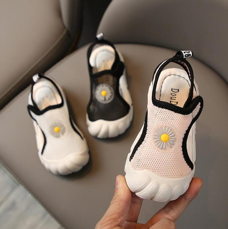 Girls Sandals Kids Children Summer Beach Shoes Floral Sweet Princess Sandals Soft Flower Girls Shoes For Wedding Fashion Cute, Black
Girls Sandals Kids Children Summer Beach Shoes Floral Sweet Princess Sandals Soft Flower Girls Shoes For Wedding Fashion Cute, Black